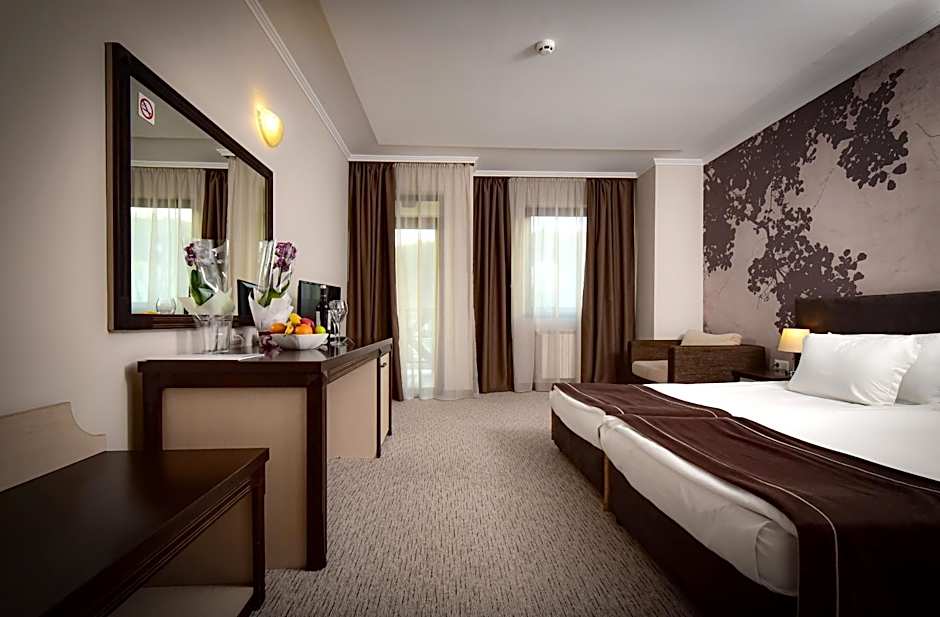 Rhodopi Home Hotel Chepelare- Half Board & Wellness