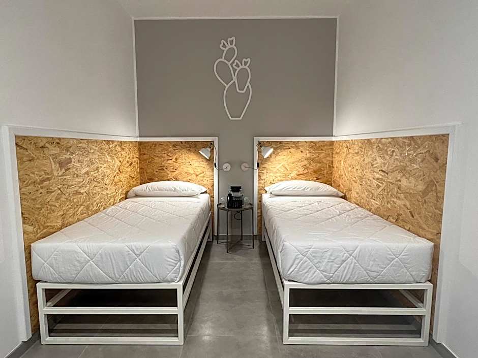 Photo 1 of 4 of Economy 2 Beds