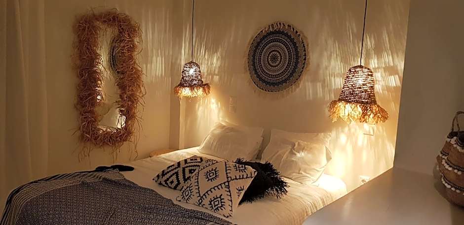 Arcadia Luxury Rooms Seaside Cuisine