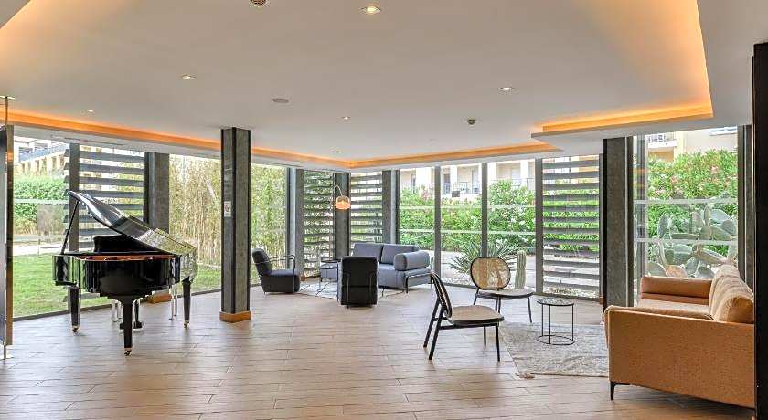 Zenitude Hotel la Valadiere, an Ascend Collection Hotel