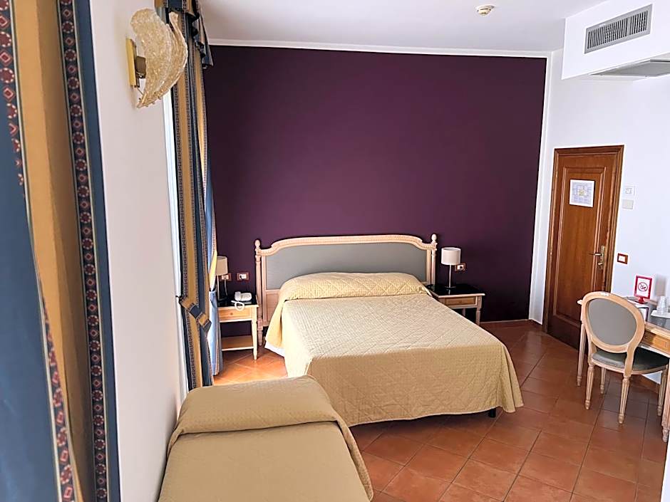 Hotel Bologna