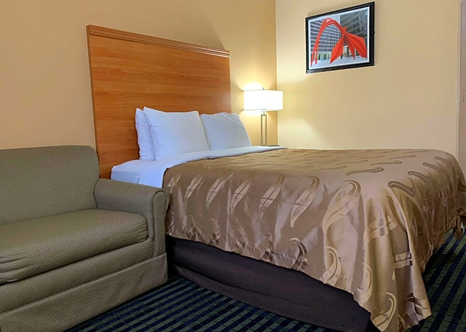Quality Inn Ottawa near Starved Rock State Park