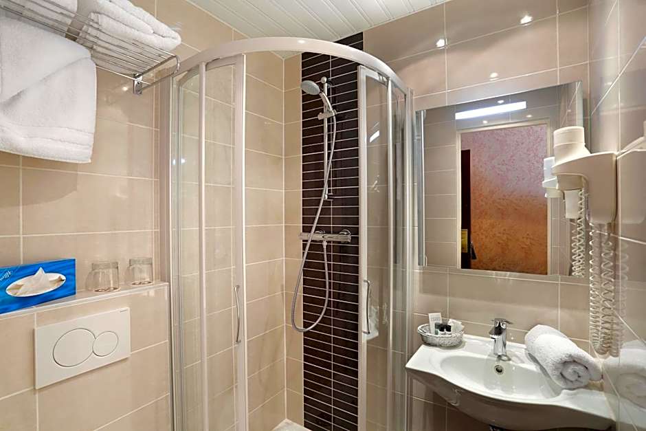 Hotel Paix Republique