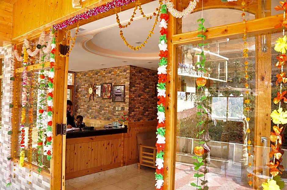 Kings Land Hotel – Manali, PA