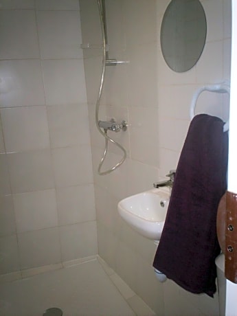 Double or Twin Room with Private Bathroom