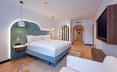 Premium King Room