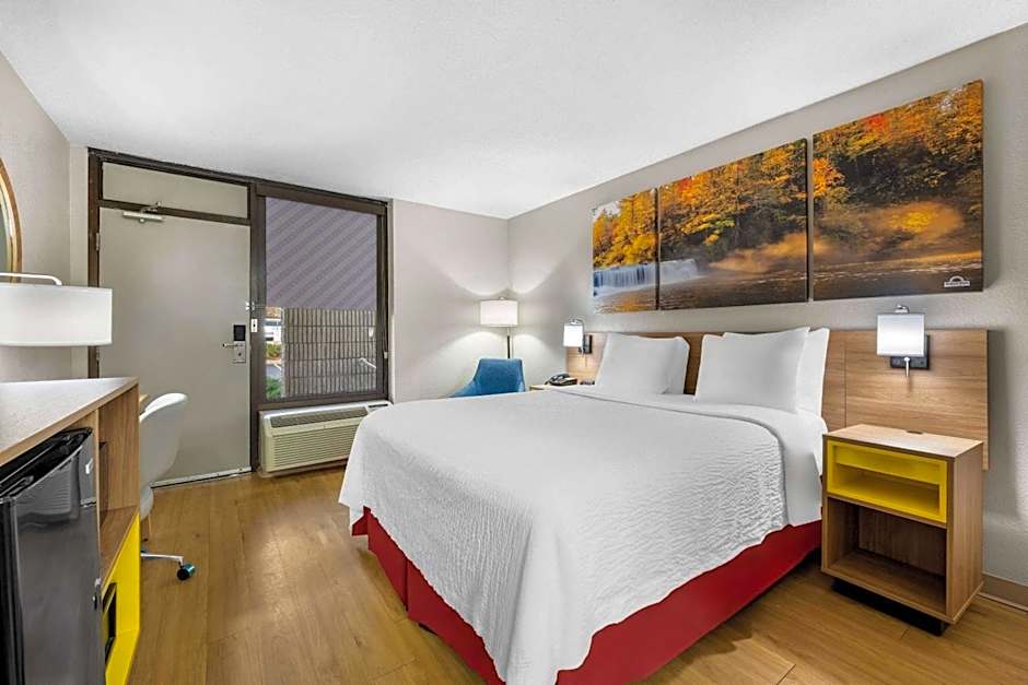 Days Inn by Wyndham Raleigh Midtown