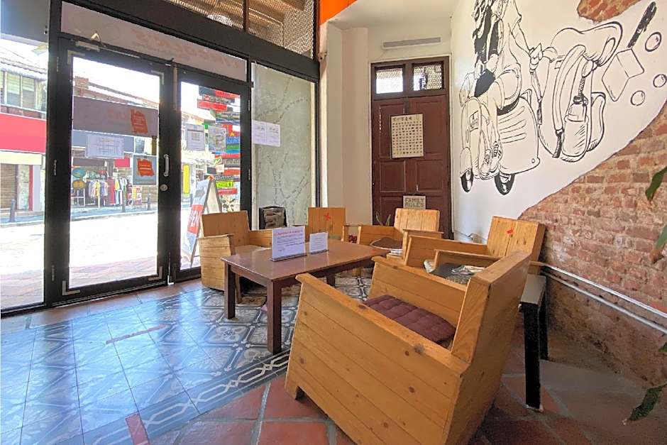 SPOT ON 90194 Lincoln's Backpacker's