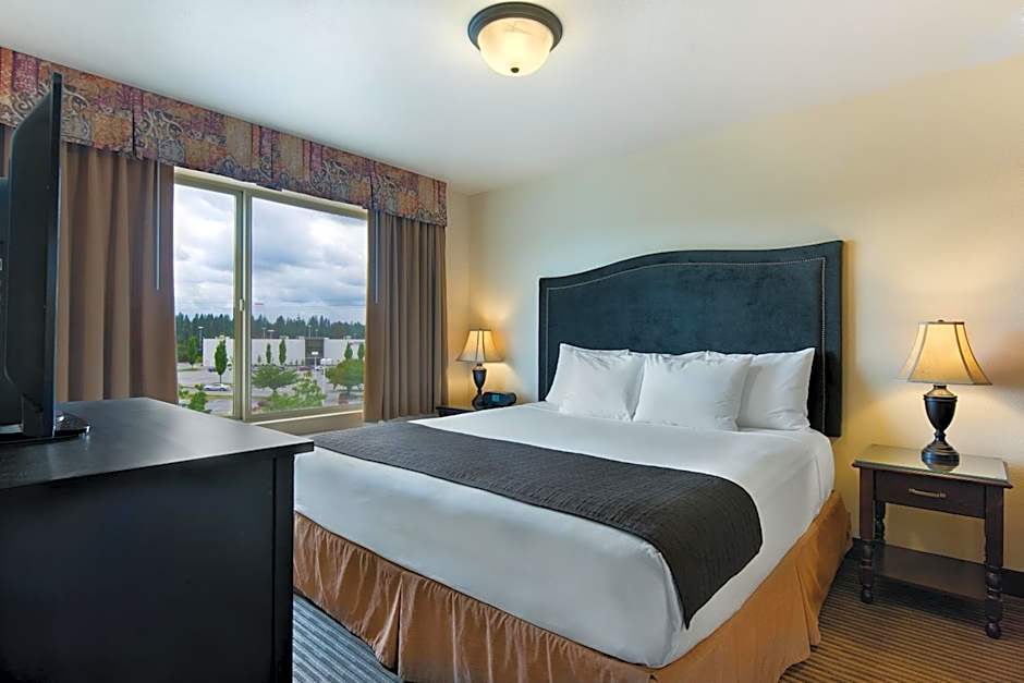 Oxford Suites Spokane Valley