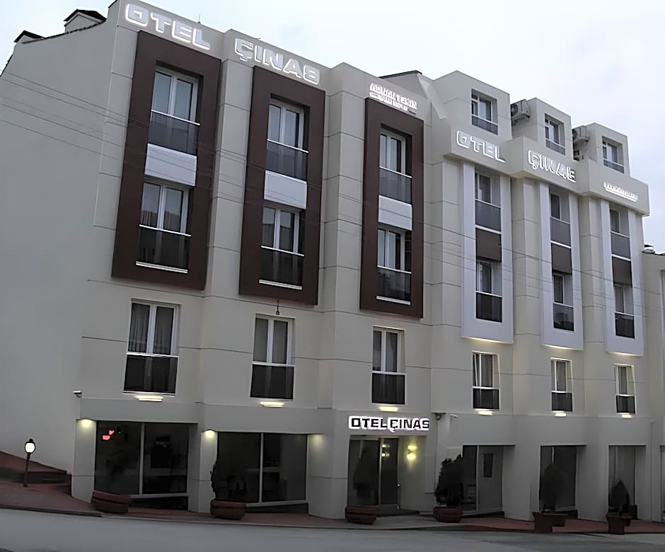 Cinas Hotel