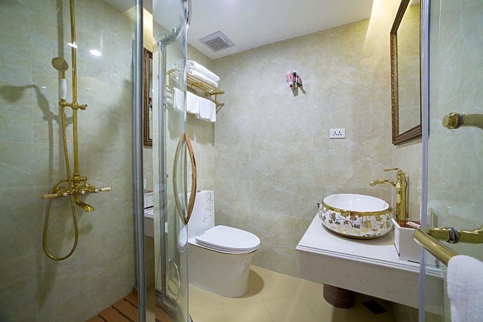 Golden Sail Hotel & Spa