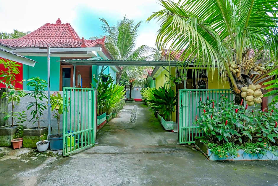 OYO Life 90301 Hidden Village Uluwatu