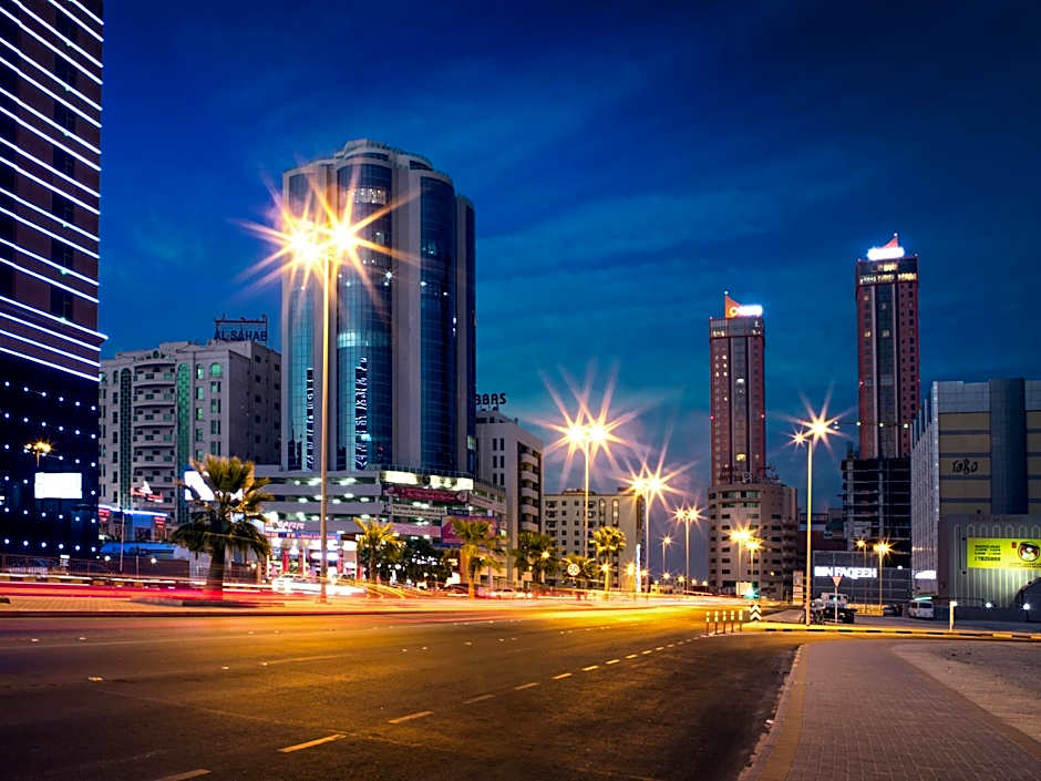 Orange Suites Hotel.