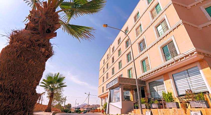 Petra Moon Hotel
