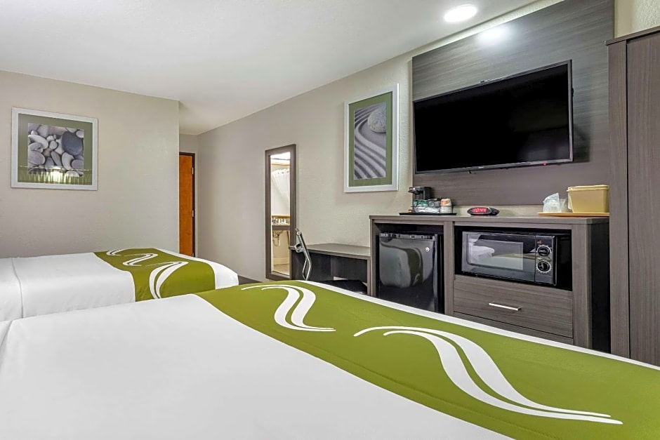 Quality Inn & Suites Longview I-20