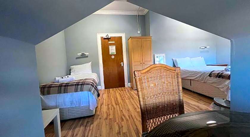 OYO Gothenburg Hotel - Adults Only