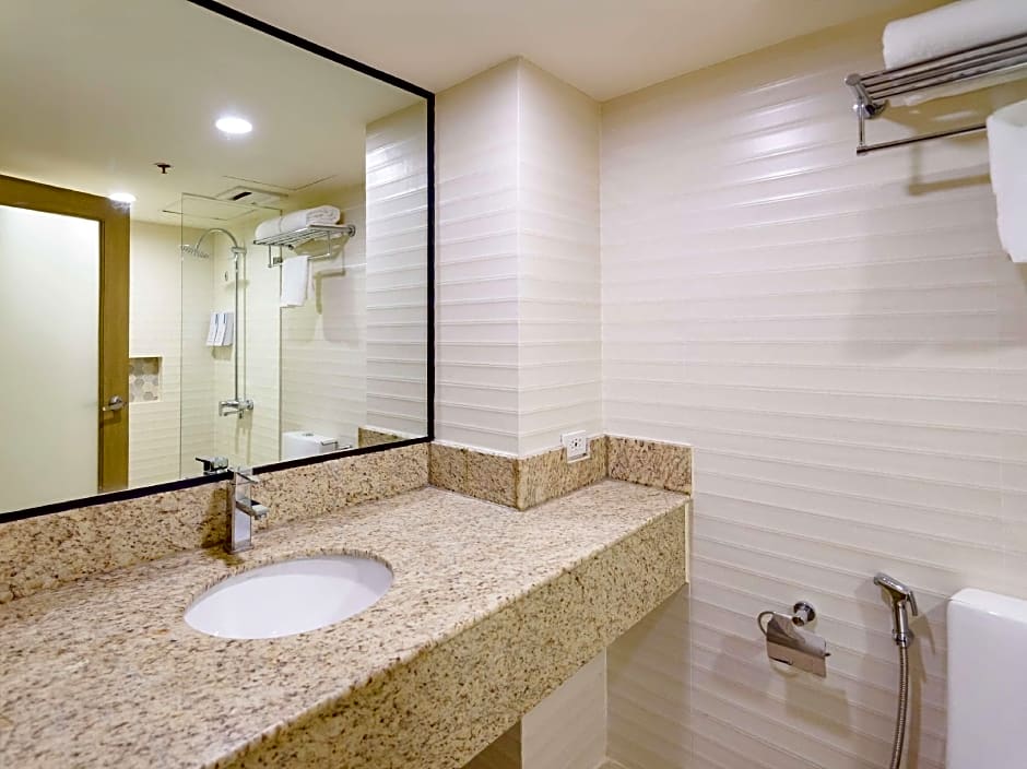 SureStay Plus by Best Western Cebu City