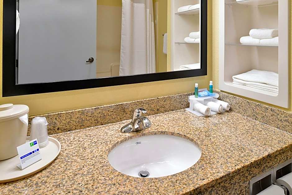 Holiday Inn Express Clanton By IHG
