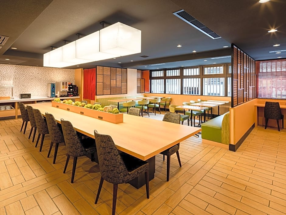 Comfort Inn Kyoto Shijokarasuma