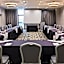 Holiday Inn Hotel & Suites Calgary South - Conference Ctr By IHG