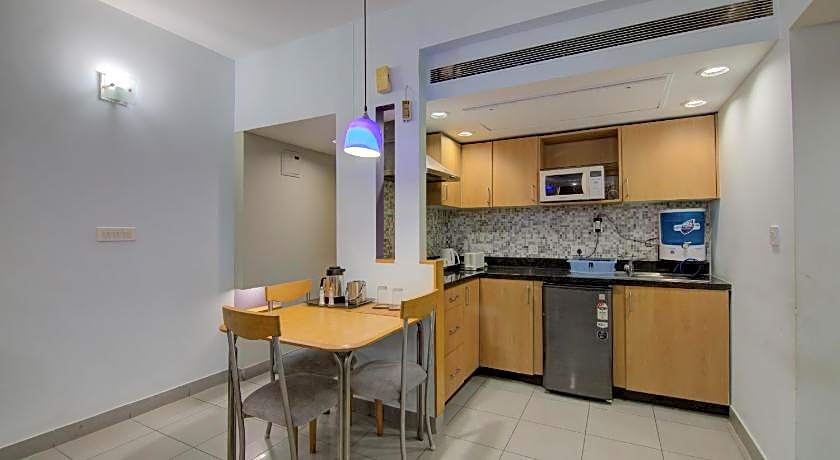 Tristar Service Apartments