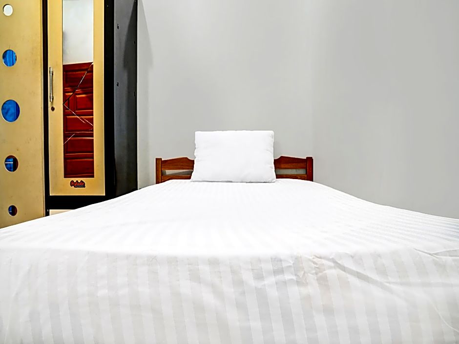 Hotel O Penginapan Hj Lilis Syariah