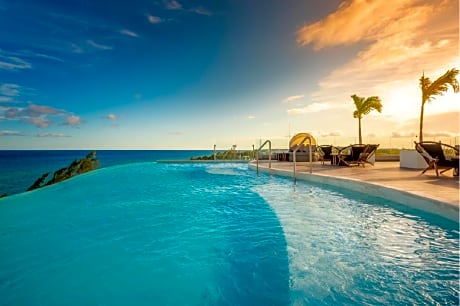 Mvngata Beach Hotel