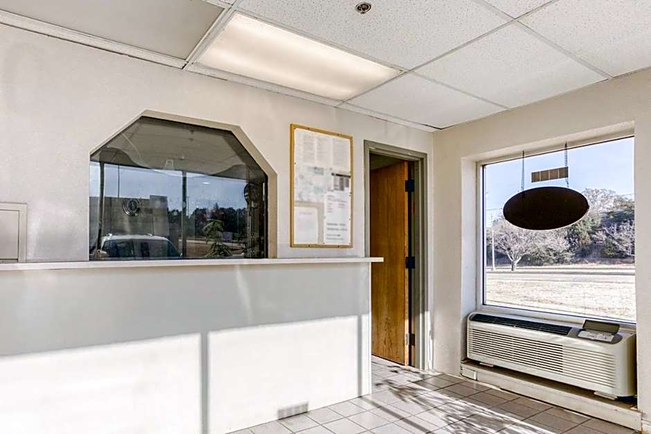 Oyo Hotel Oklahoma City Lincol – Oklahoma City, AL