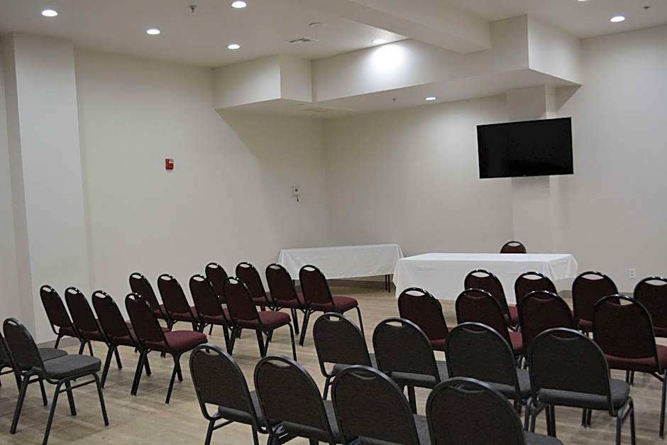 Comfort Suites Yukon - SW Oklahoma City