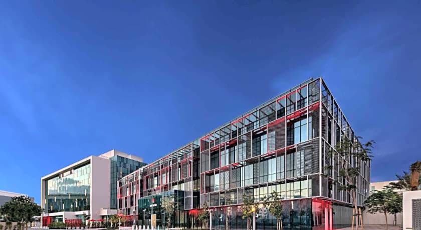 Radisson Red Dubai Silicon Oasis