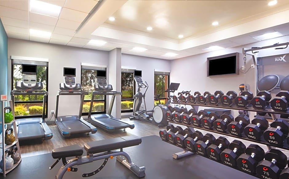 Hampton Inn By Hilton And Suites Atlanta Airport