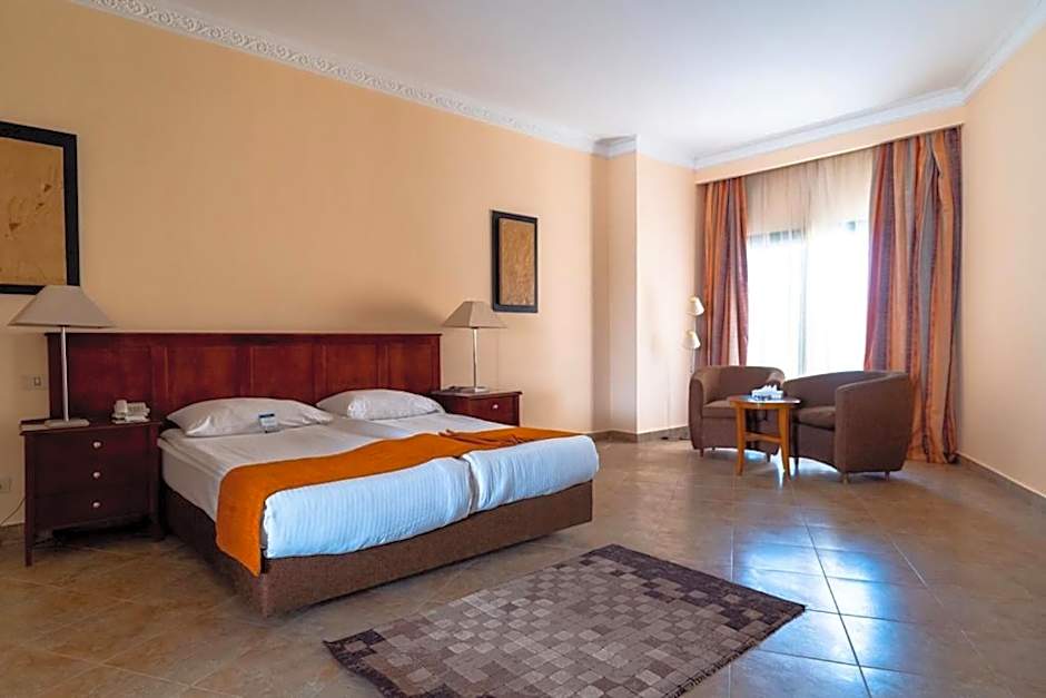 Swiss Inn Plaza Hotel