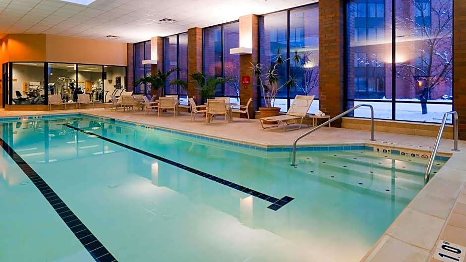 Holiday Inn Cincinnati Airport By IHG