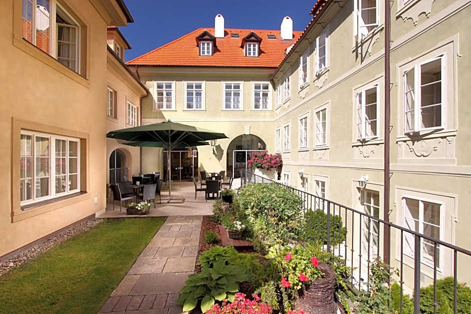 Appia Hotel Residences