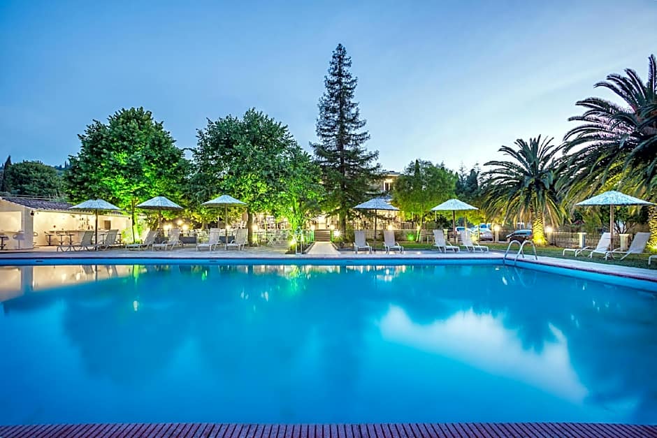 Silver Bay Hotel