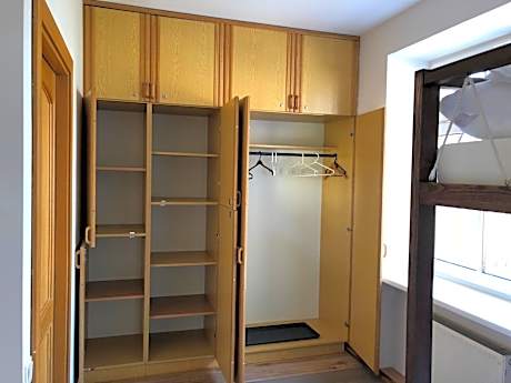 Bed in 8-Bed Mixed Dormitory Room