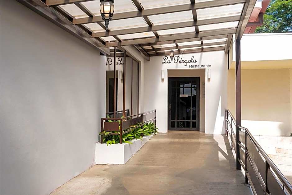 Best Western Las Mercedes