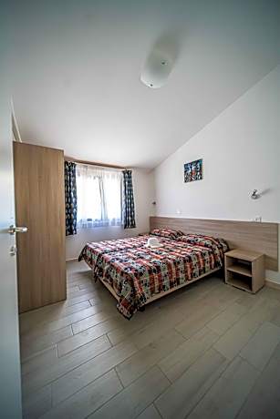 Apartment - Split Level