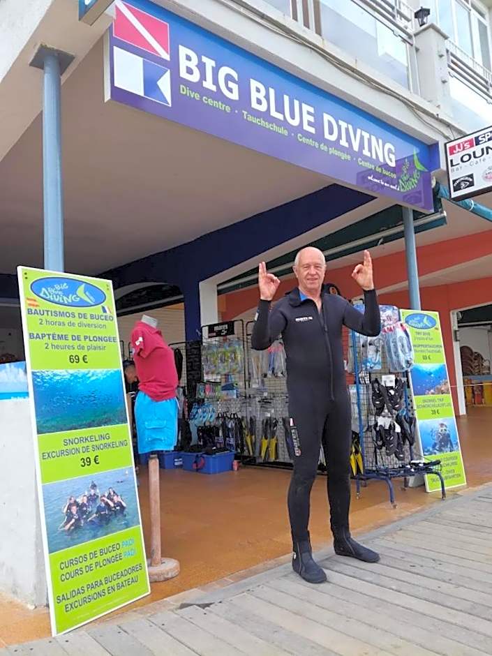 Galerie d'art d'une ancienne mairie de 1783