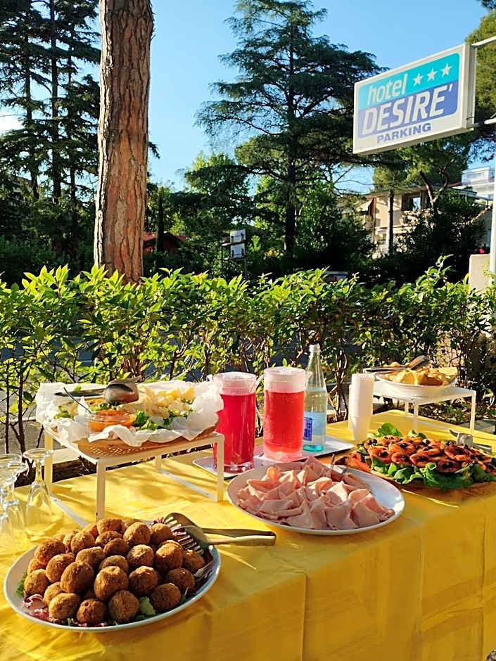 Hotel Desire'
