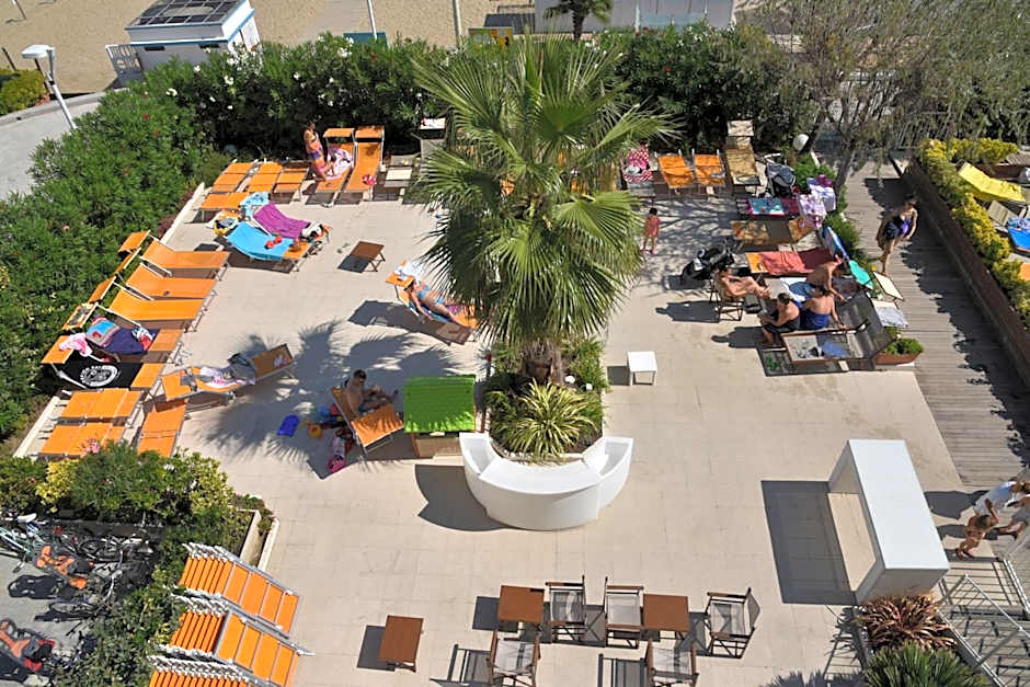 Hotel Fedora Riccione - FRONTE MARE