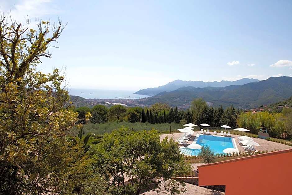 Photo 1 sur 13 de Sea View, Balcony