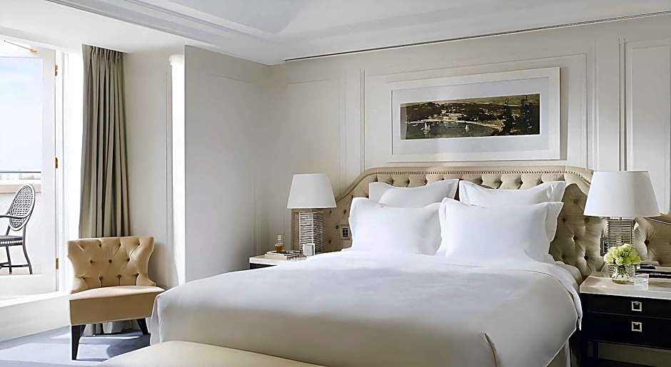 Arawana Express Phromphong