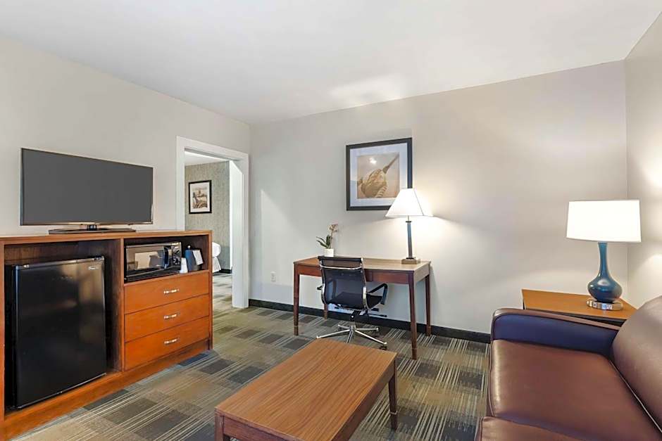 Best Western Plus Cold Spring