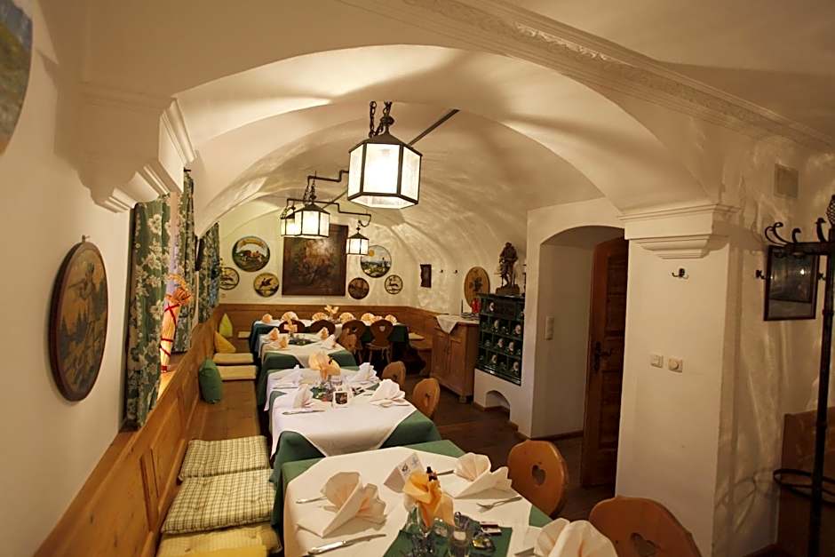 Metzgerei Gasthof Oberhauser - Hotel zur Post
