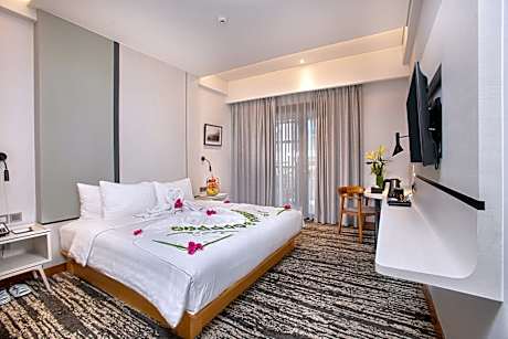 Double or Twin Room with Terrace