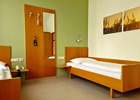 Twin Room - Disability Access