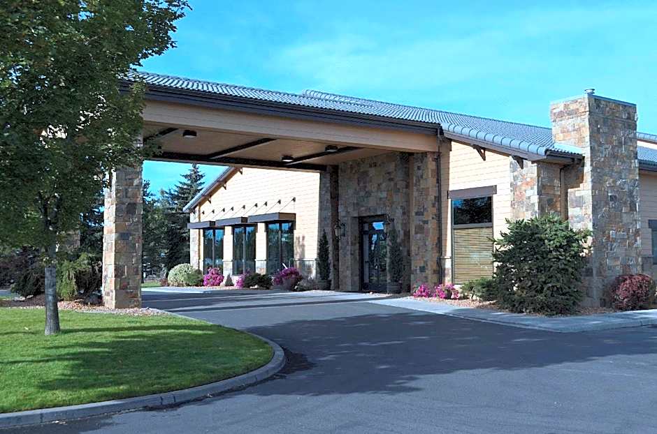 Rory & Ryan Inn