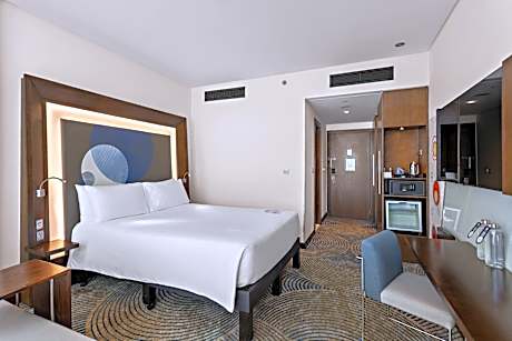Apartment with Double and Single (Double+Extrabed)