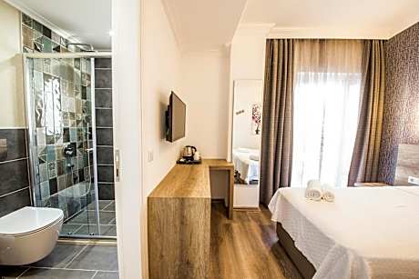 Garden View Twin Room